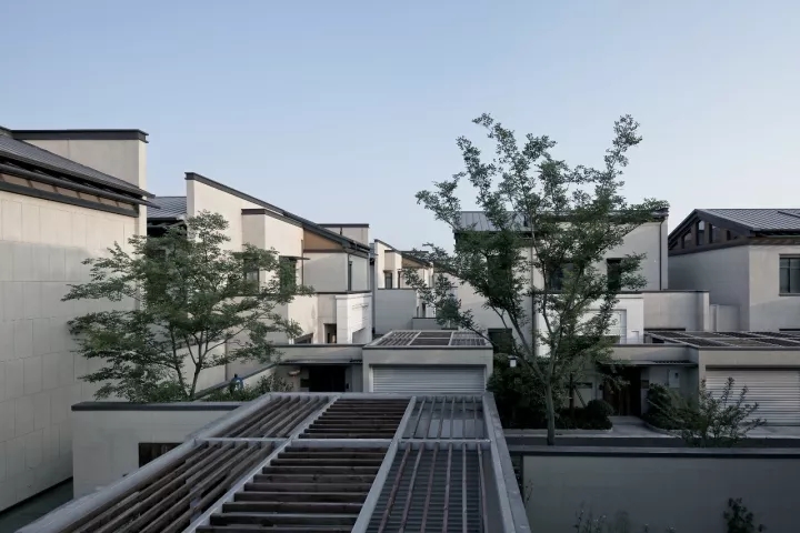 項(xiàng)目中公共空間與私密空間相互嵌套，空間感受豐富